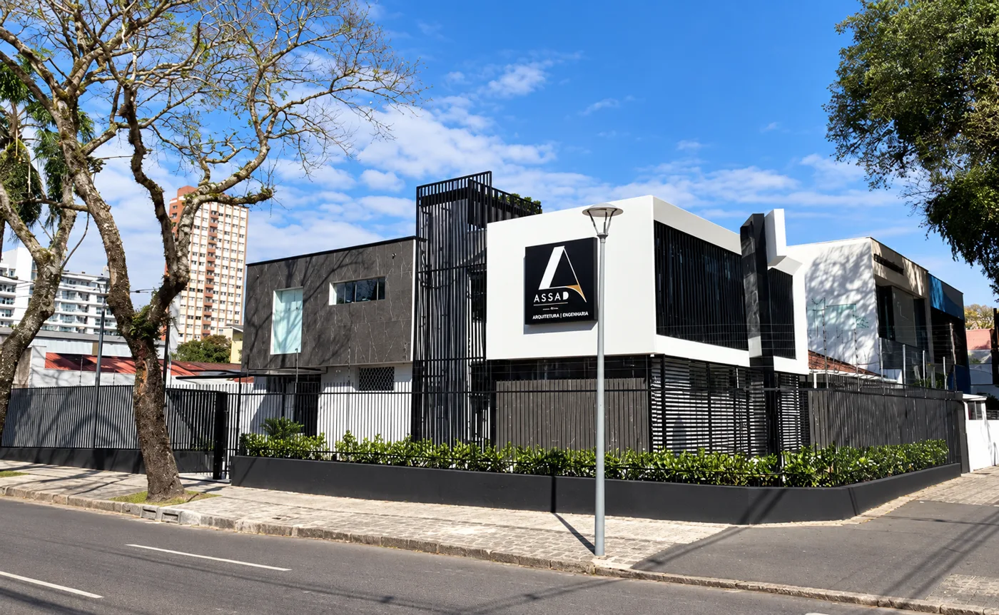 Fachada do consultório no bairro Água Verde, em Curitiba